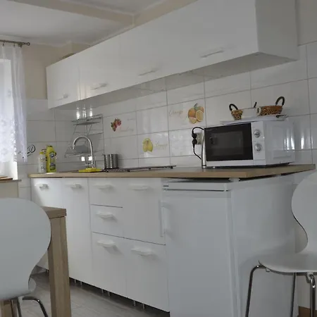 Apartamenty I Pokoje U Kryni Sztutowo Exterior photo