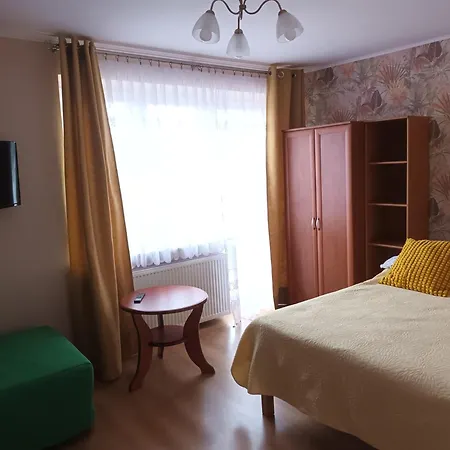 Apartamenty I Pokoje U Kryni Sztutowo Exterior photo