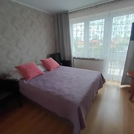 Apartamenty I Pokoje U Kryni Sztutowo Exterior photo