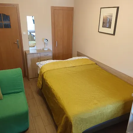 Apartamenty I Pokoje U Kryni Sztutowo Exterior photo