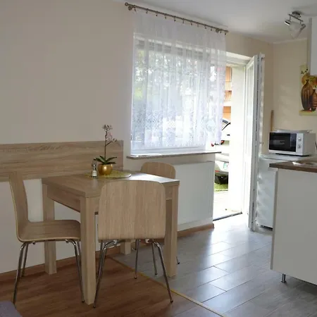 Apartamenty I Pokoje U Kryni Sztutowo Exterior photo