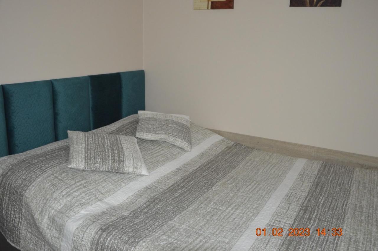 I U Kryni Homestay *