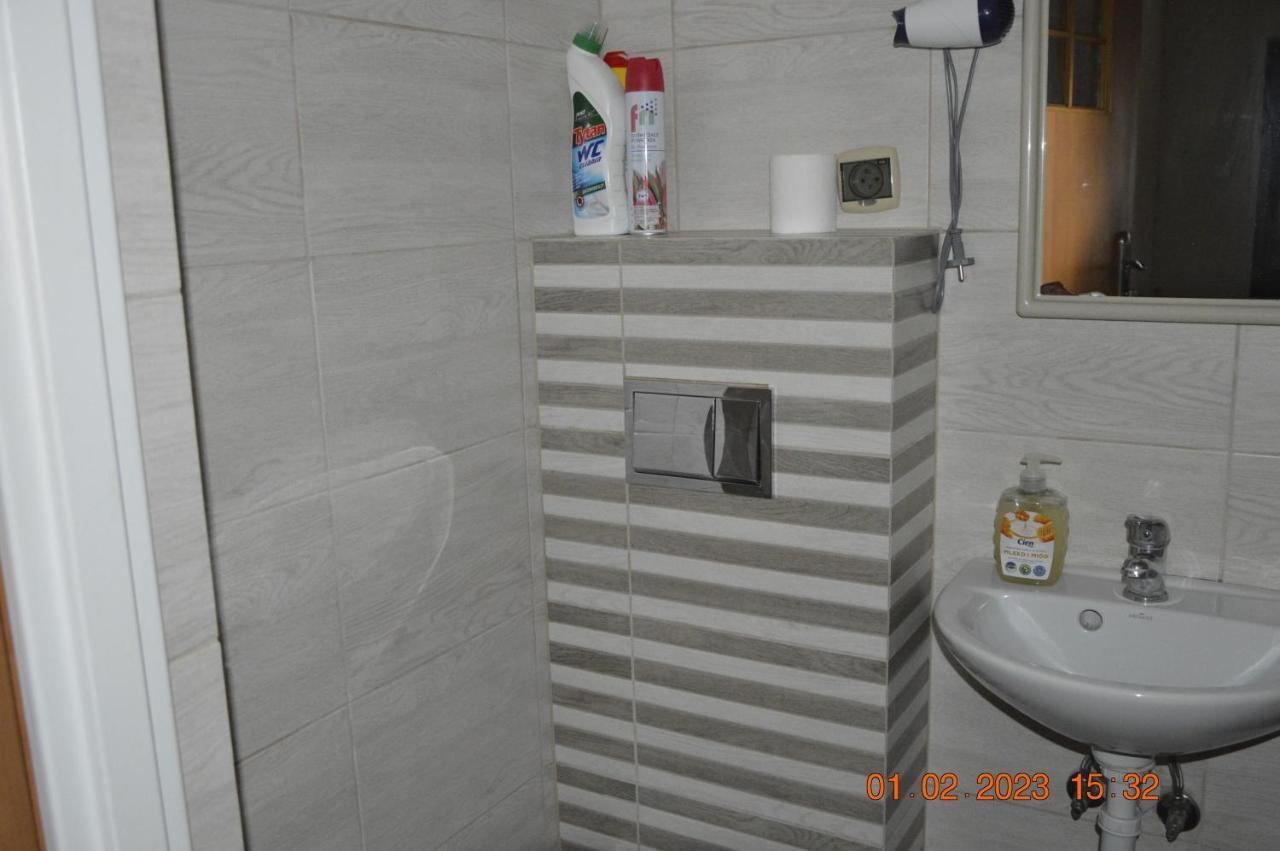Homestay I U Kryni
